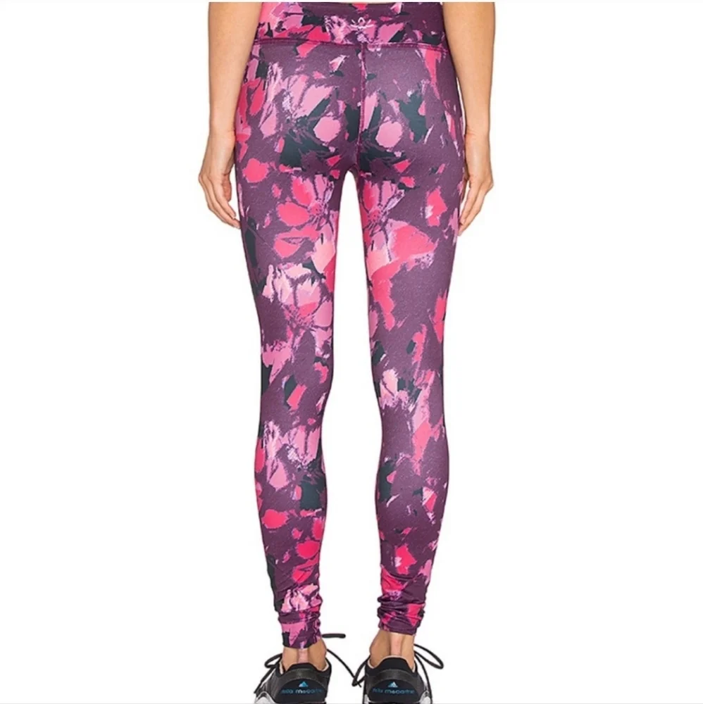 Beyond Yoga Dazed Floral Leggings in size XS - Picture 3 of 8
